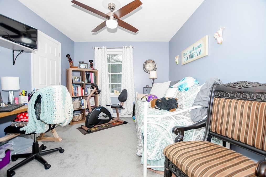 307 Charge Pond Rd, Wareham MA  02571-1108 exterior