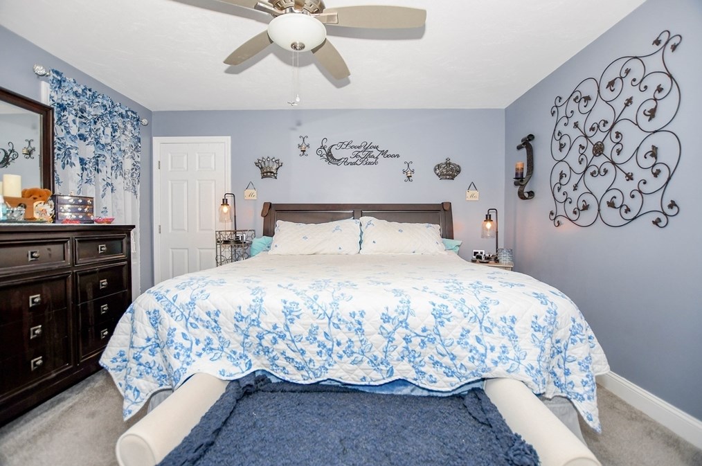 307 Charge Pond Rd, Wareham MA  02571-1108 exterior