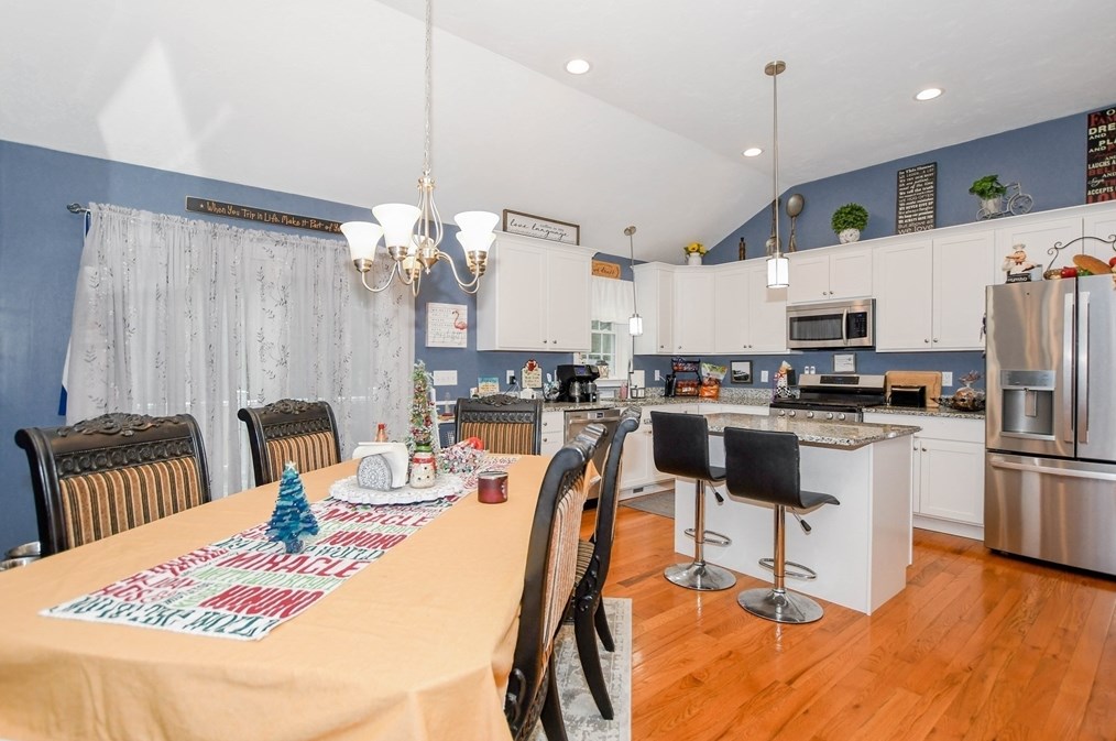 307 Charge Pond Rd, Wareham MA  02571-1108 exterior