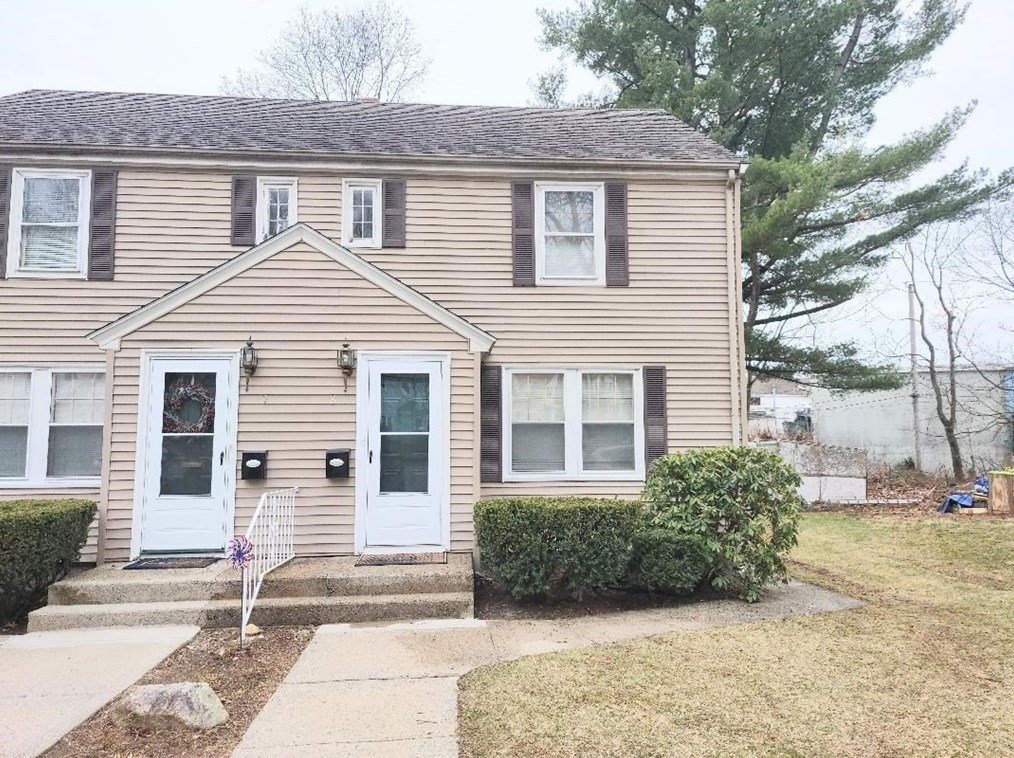 8 Brownell Cir #8, Worcester, MA 01602