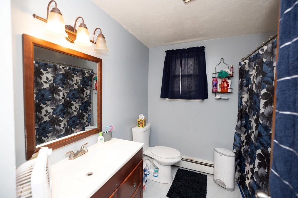 700 Franklin St, Worcester MA 01604-1705 exterior