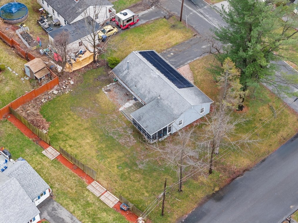 7 Jane Rd, Methuen MA  01844-3947 exterior