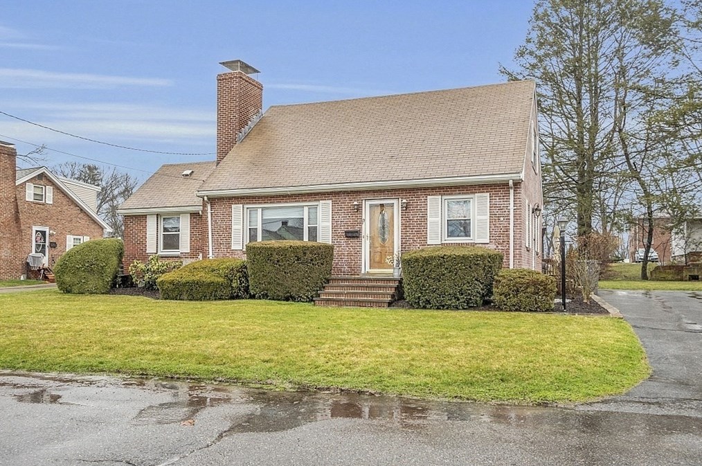 19 Audubon Rd, Framingham, MA 01701 exterior