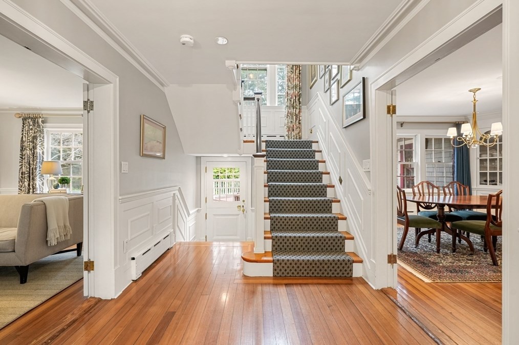 500 Randolph Ave, Milton, MA 02186