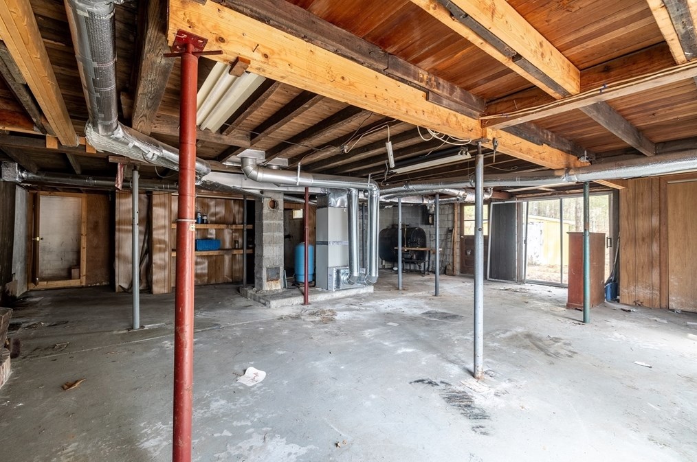 10 Wildwood Ave, Upton MA  01568-1513 exterior