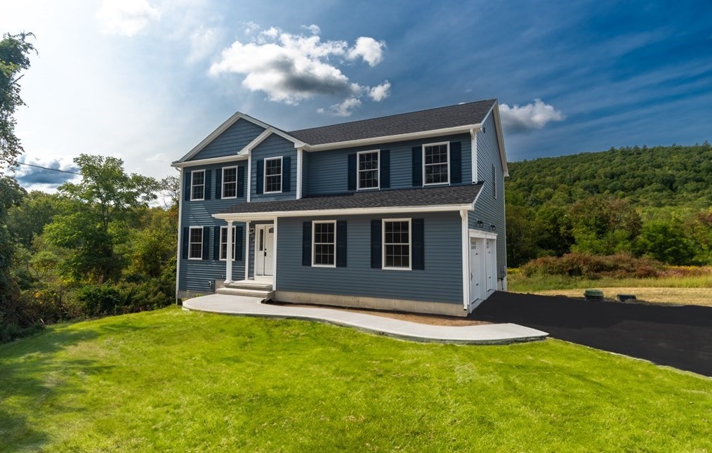 2 Upper Palmer Rd, Monson, MA 01057 exterior