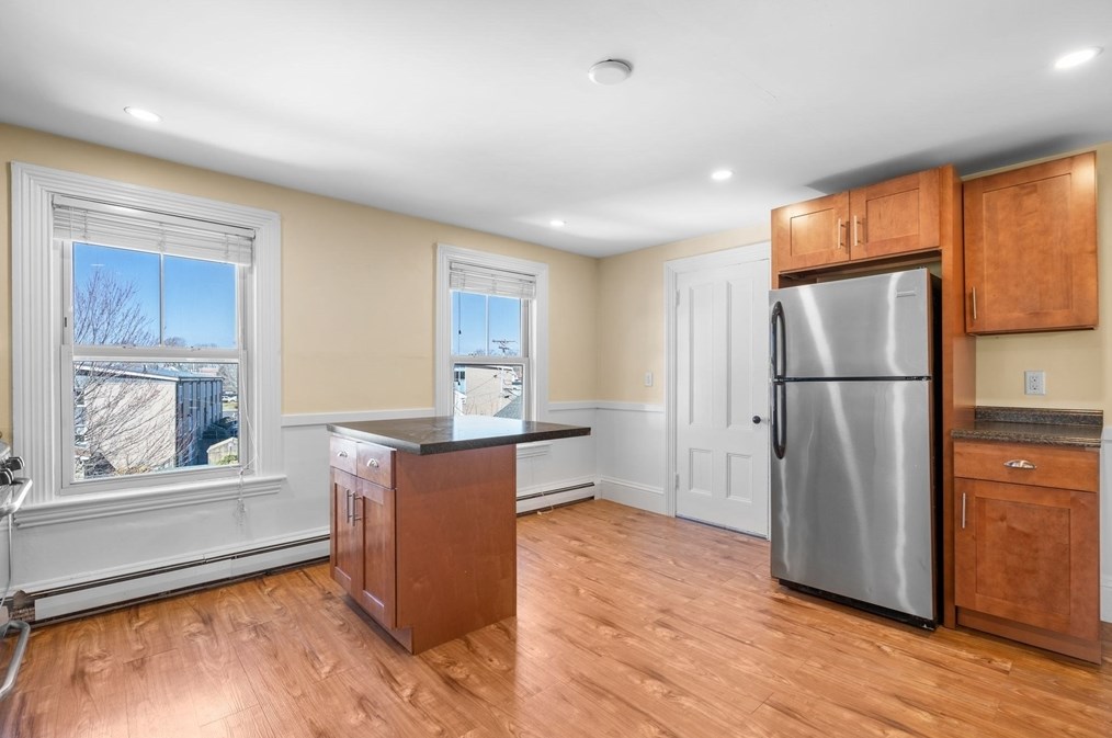 12 French Ave, Braintree MA 02184-6502 exterior