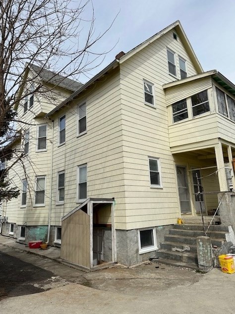 28-30 Presley St, Malden, MA 02148