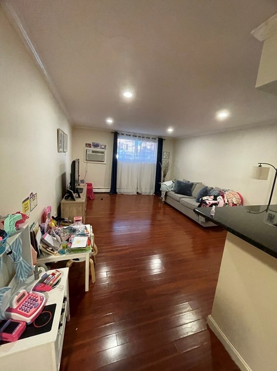 800 Governors Dr #8, Winthrop, MA 02152