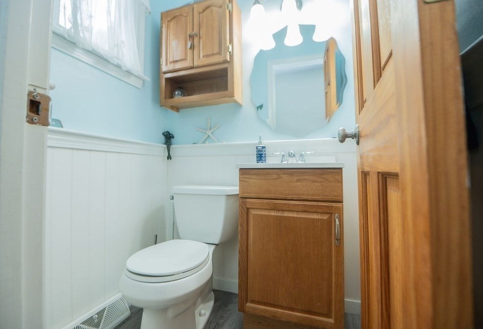 7 Lincoln Park, Marblehead MA 01945-2534 exterior