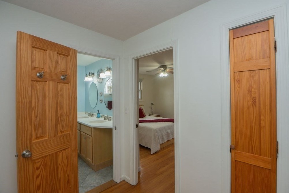 7 Lincoln Park, Marblehead MA 01945-2534 exterior