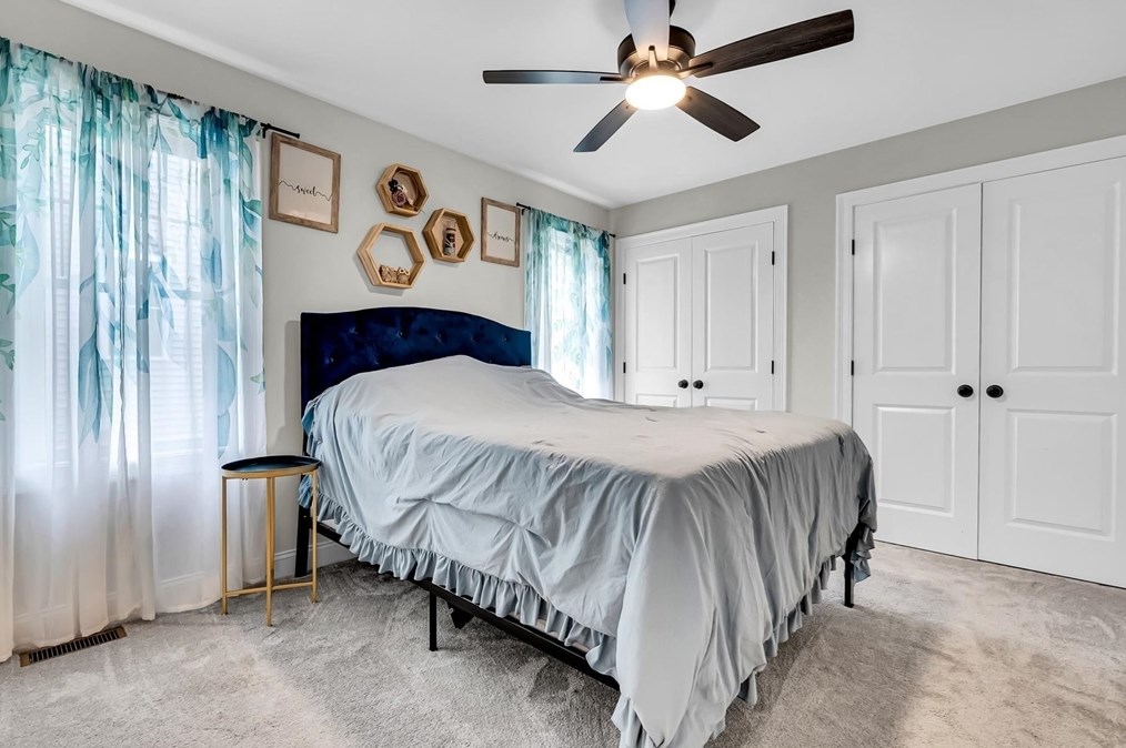 726 Dighton Ave, Taunton MA  02780-7131 exterior