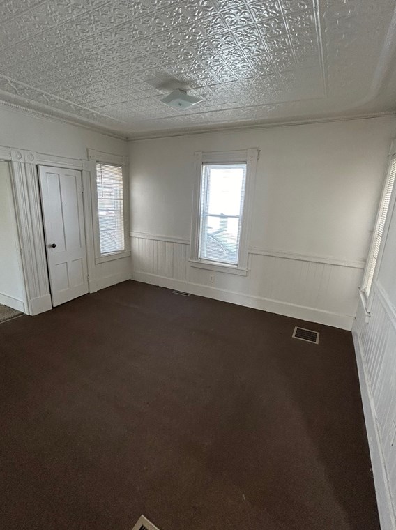 67 Alden St, Springfield MA 01109-3701 exterior