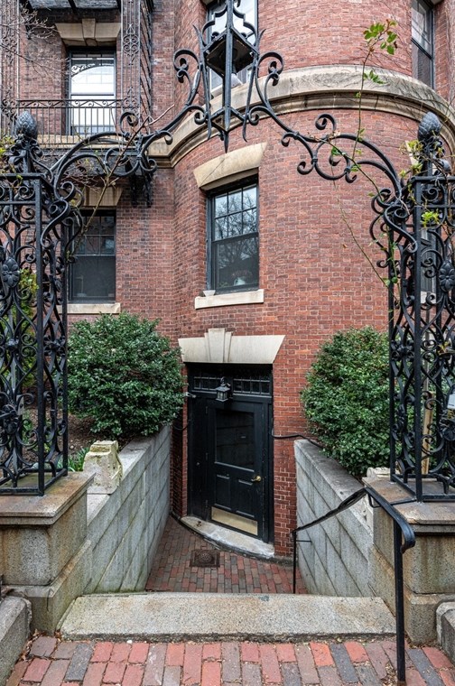 112 Pinckney St Apt 41, Boston, MA