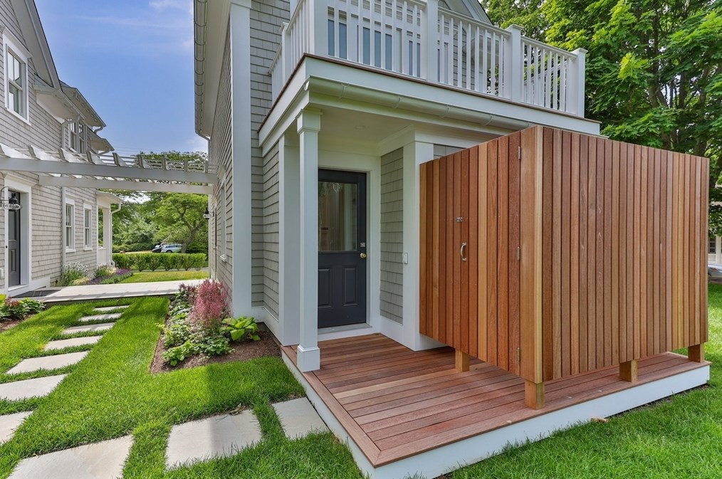 356 Stage Harbor Rd, Chatham MA  02633-2228 exterior