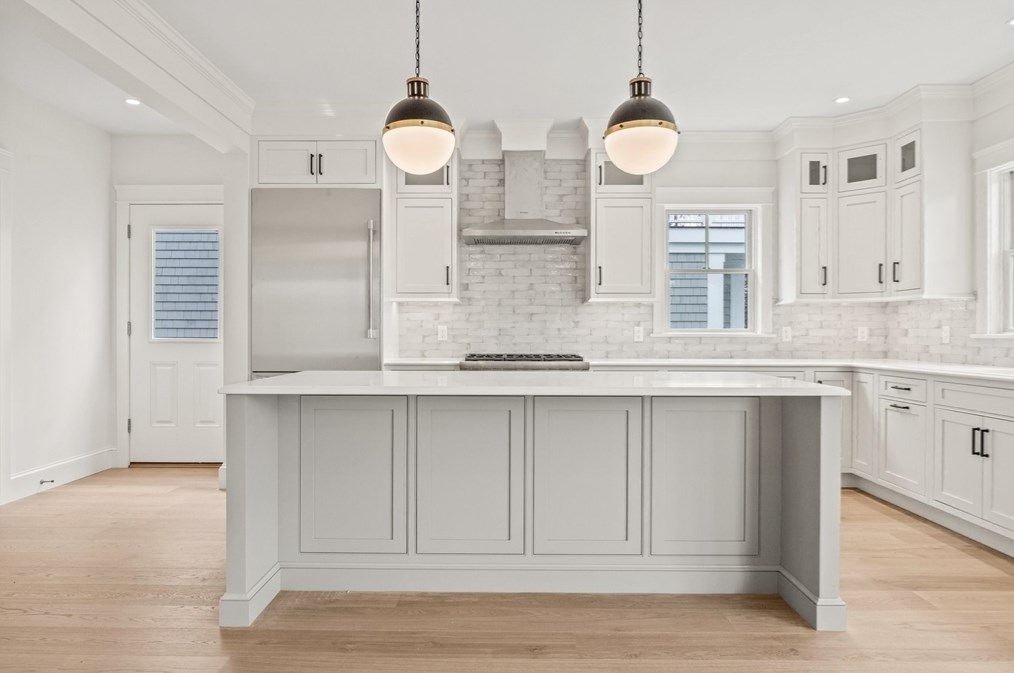 356 Stage Harbor Rd, Chatham MA  02633-2228 exterior