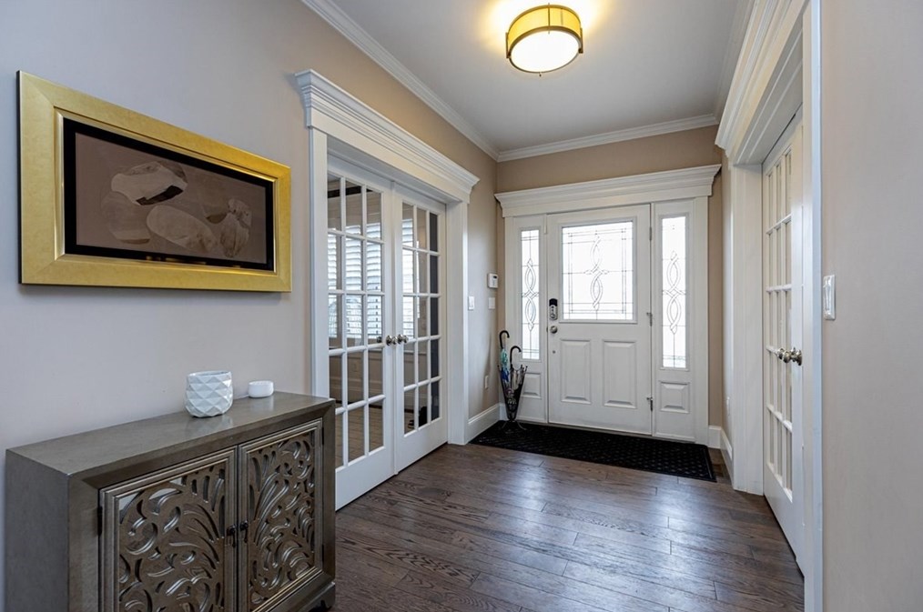 27 Bedford St, Burlington MA 01803-3725 exterior