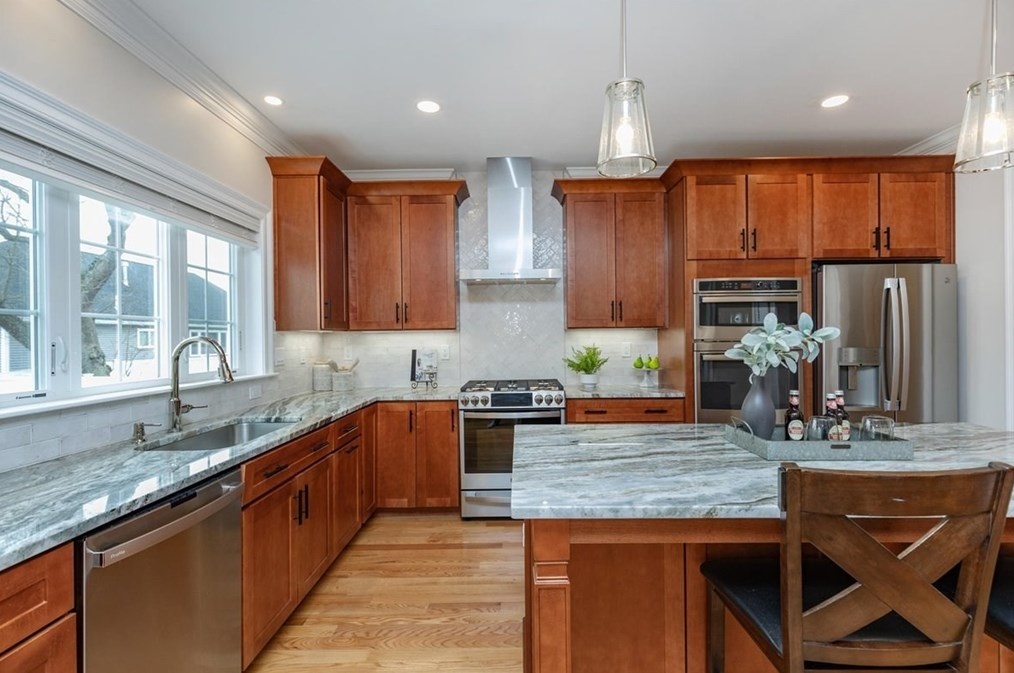 31 Newbridge Ave, Burlington MA  01803-4362 exterior