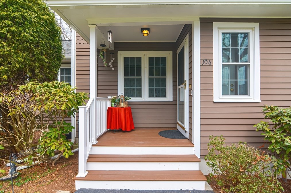 106 Laurelwood Dr #106, Hopedale, MA 01747