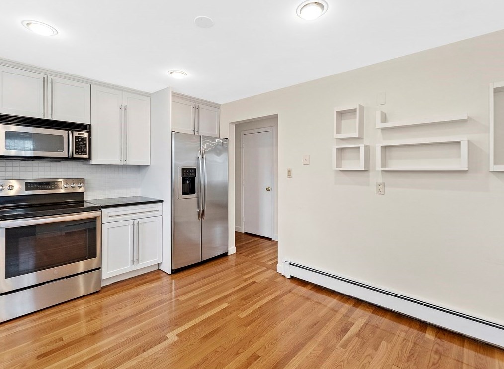 109 Milton St, Waltham MA  02453-1608 exterior