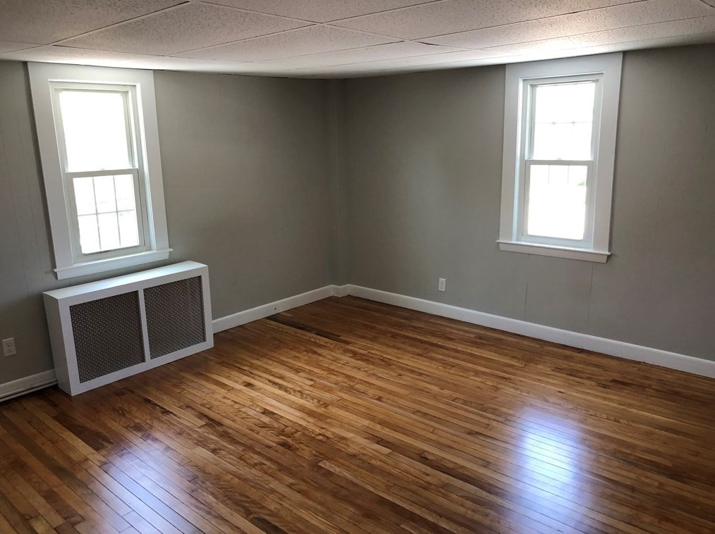 2 Harding St #3, Andover, MA 01810