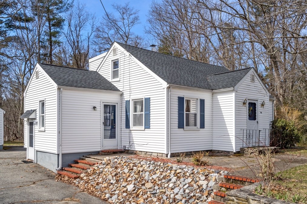 155 Main St, Oxford, MA 01540