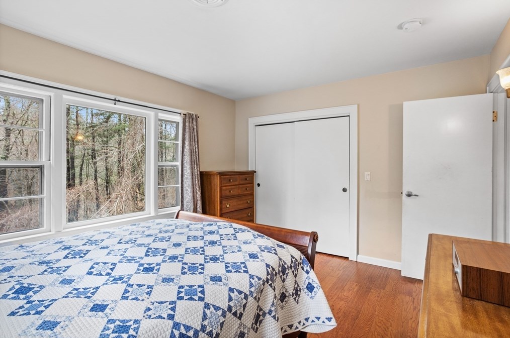 481 Cross St, Carlisle MA  01741-1593 exterior