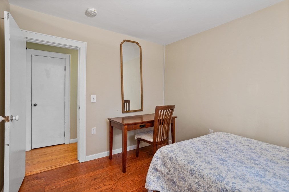 481 Cross St, Carlisle MA  01741-1593 exterior