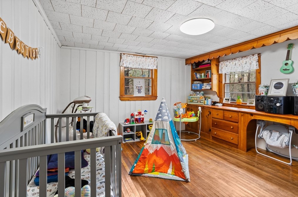 481 Cross St, Carlisle MA  01741-1593 exterior