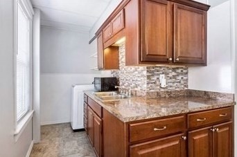 2 Belisle Ave, Worcester MA  01610-2207 exterior