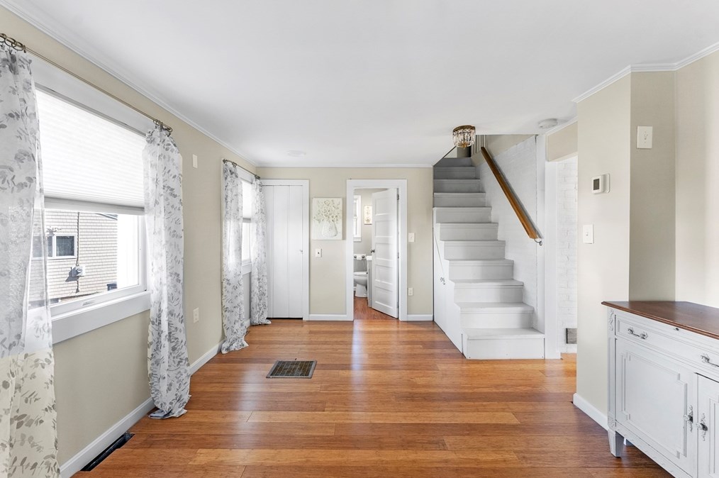 2 Bay Dr, Bourne MA  02532-3408 exterior