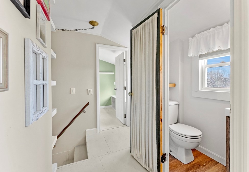 2 Bay Dr, Bourne MA  02532-3408 exterior