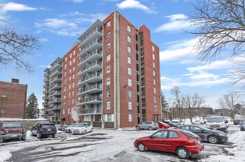 80 Salisbury St Unit 803, Worcester, MA 01609