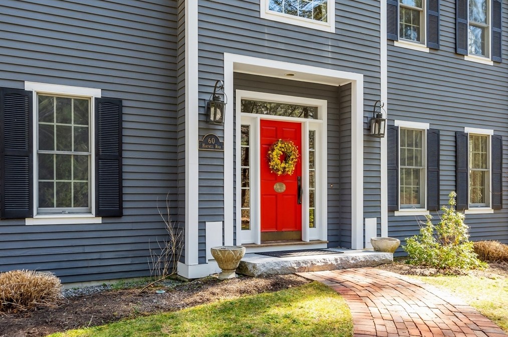 60 Hartwell Rd, Carlisle, MA 01741