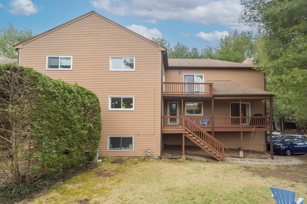 208 Captain Eames Cir, Ashland, MA 01721-1983