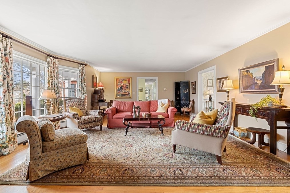 240 Clark Rd, Lowell MA 01852-3124 exterior