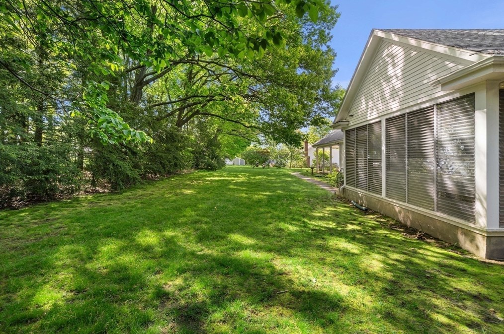 240 Clark Rd, Lowell MA 01852-3124 exterior