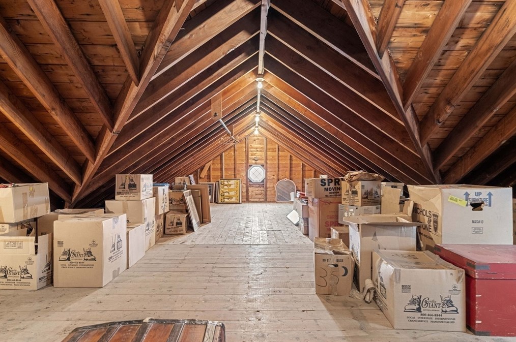 240 Clark Rd, Lowell MA 01852-3124 exterior