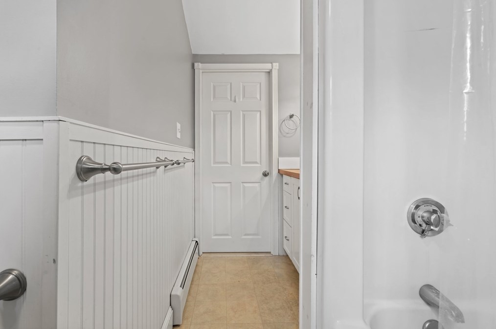 8 Sandpiper Ln, Plymouth MA 02360-2316 exterior