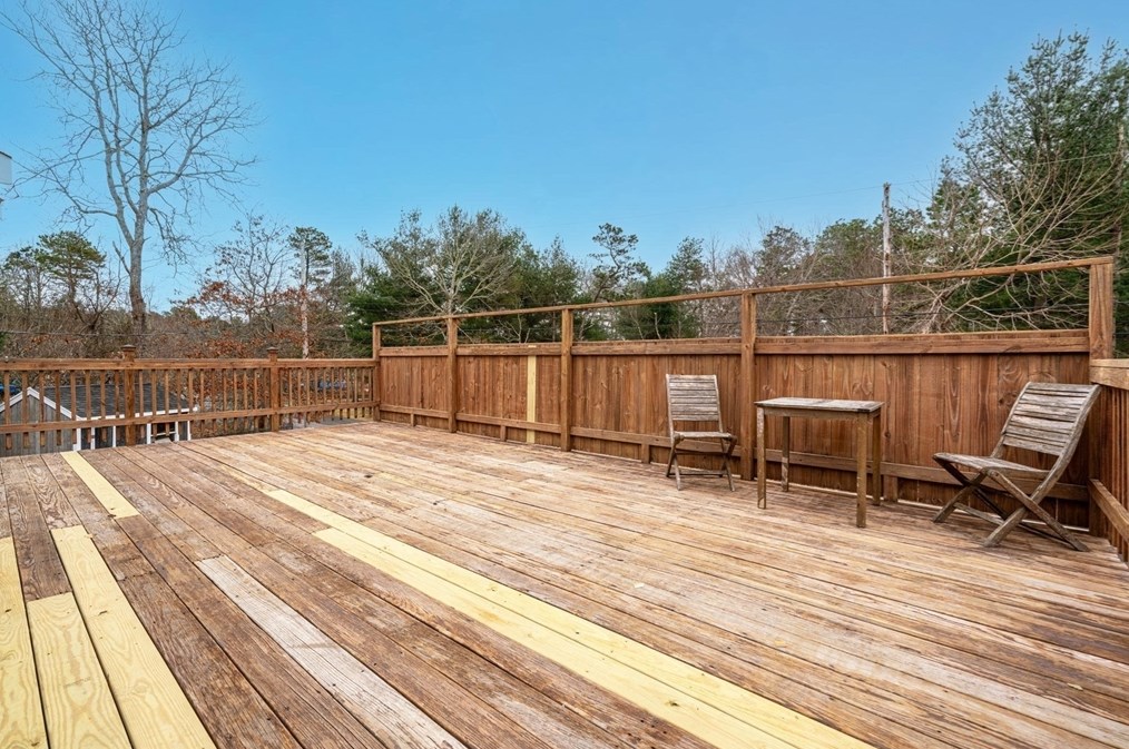 8 Sandpiper Ln, Plymouth MA 02360-2316 exterior