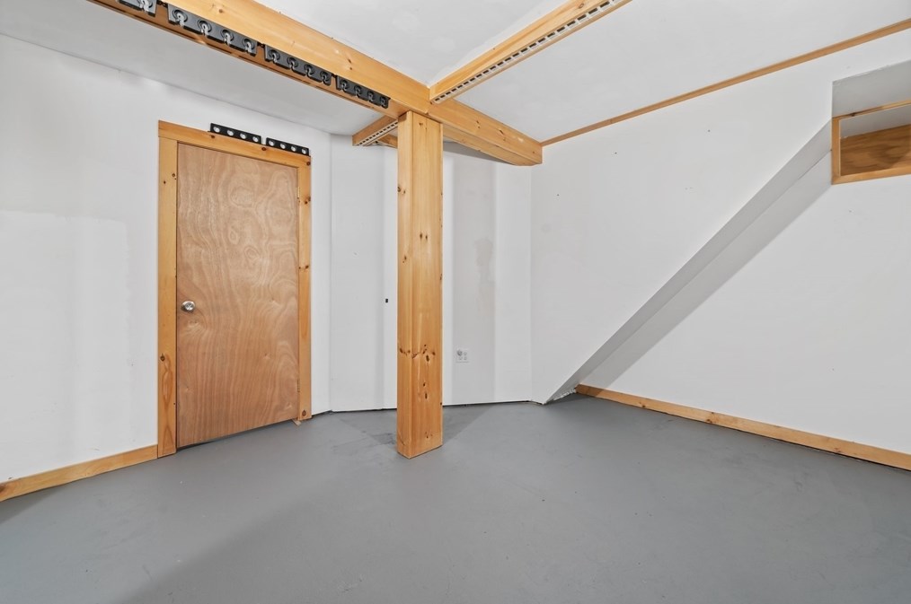 8 Sandpiper Ln, Plymouth MA 02360-2316 exterior