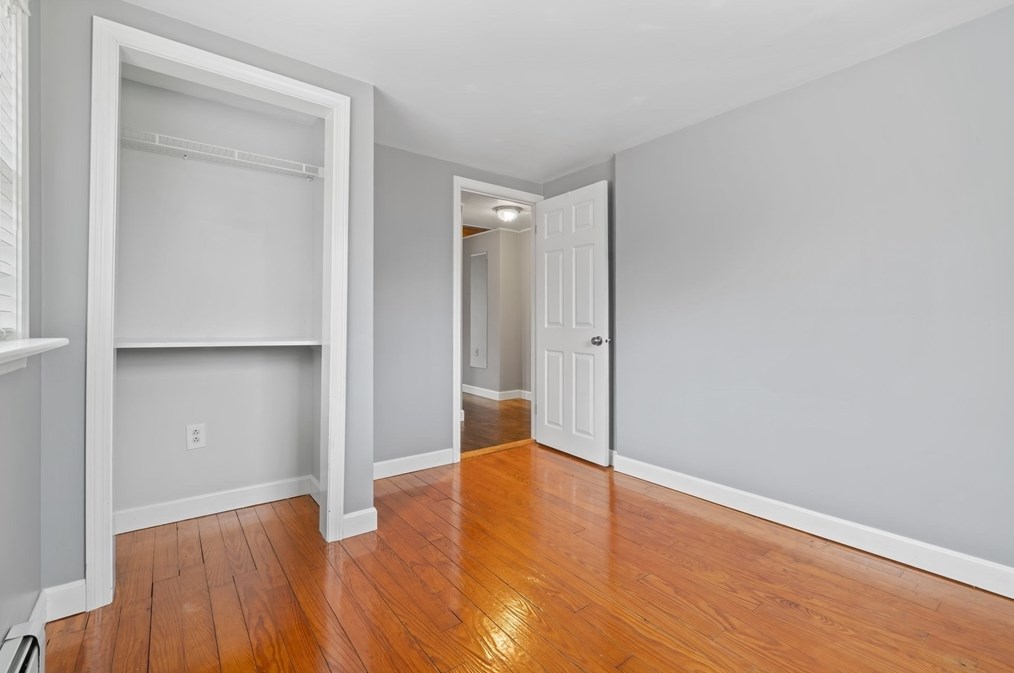 8 Sandpiper Ln, Plymouth MA 02360-2316 exterior