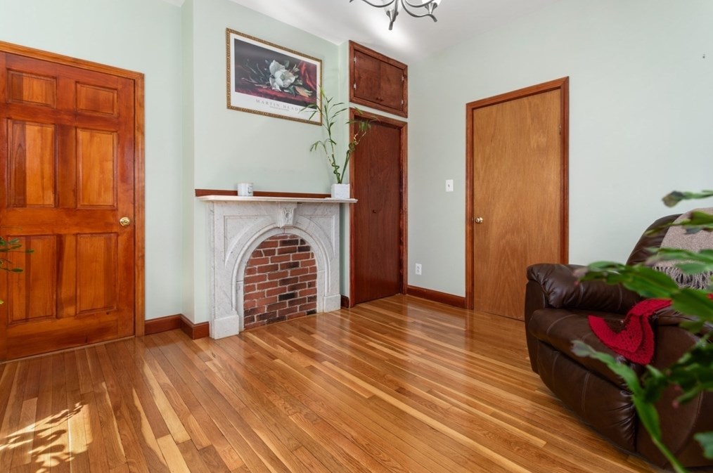 137 Pearl St, Somerville MA 02145-3117 exterior