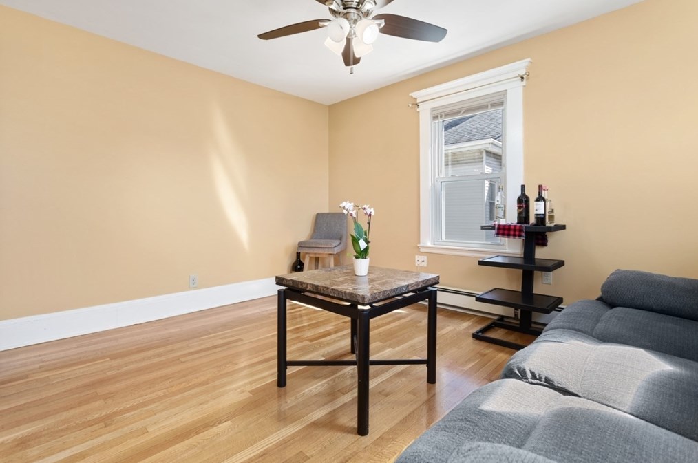 137 Pearl St, Somerville MA 02145-3117 exterior