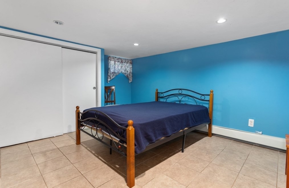 137 Pearl St, Somerville MA 02145-3117 exterior