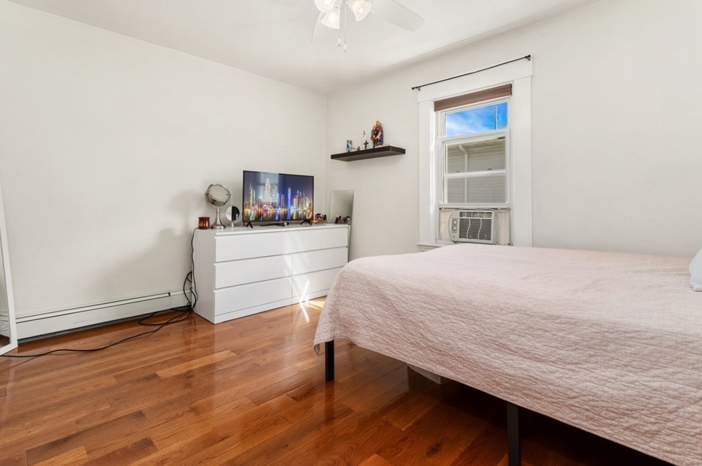 137 Pearl St, Somerville MA 02145-3117 exterior