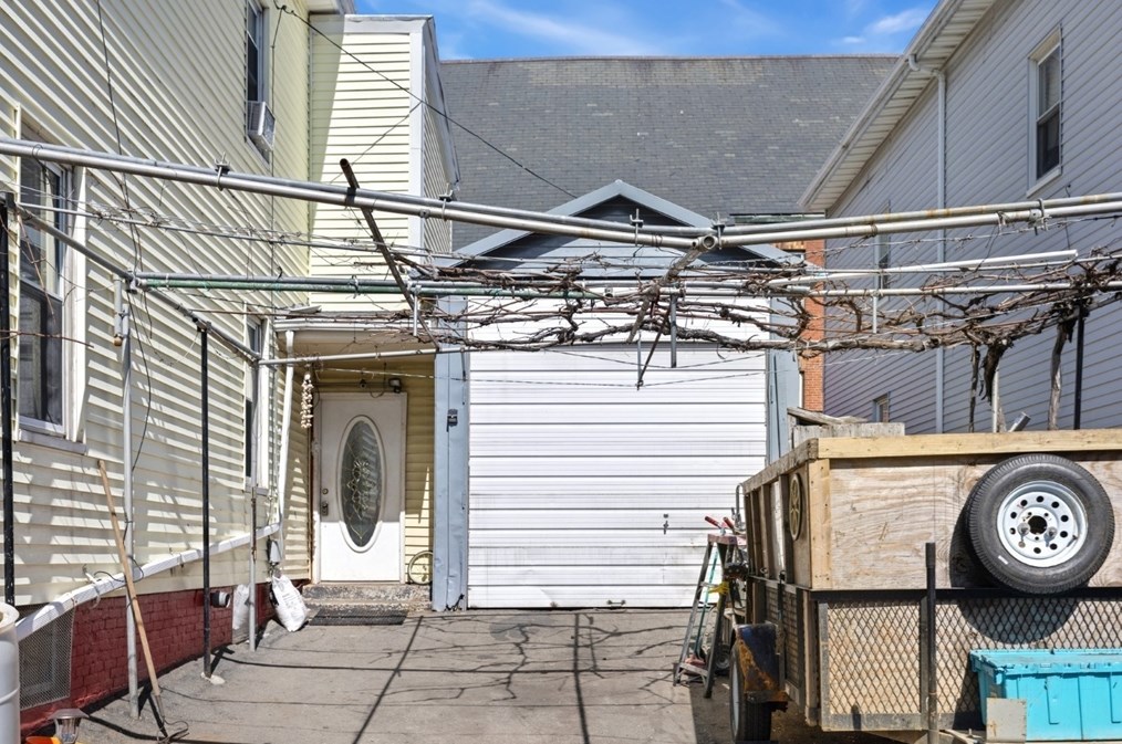 137 Pearl St, Somerville MA 02145-3117 exterior