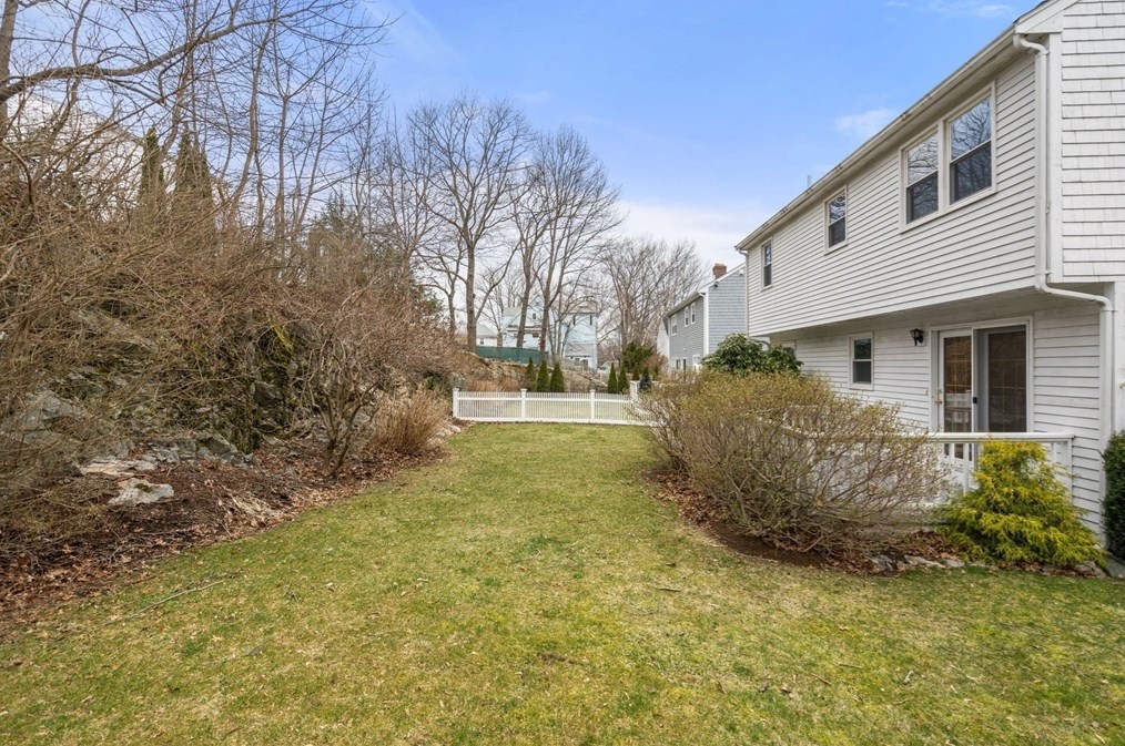 3 Loyola Cir, Boston MA  02132 exterior