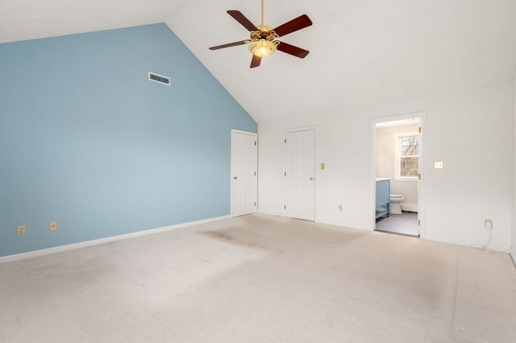 3 Loyola Cir, Boston MA  02132 exterior