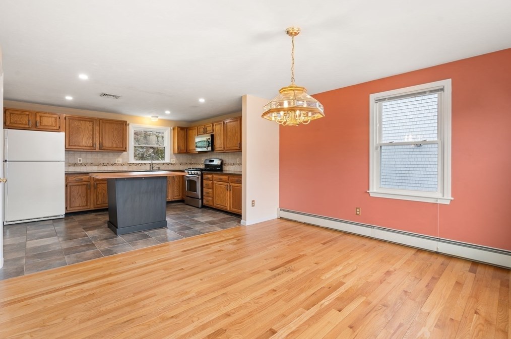 3 Loyola Cir, Boston MA  02132 exterior